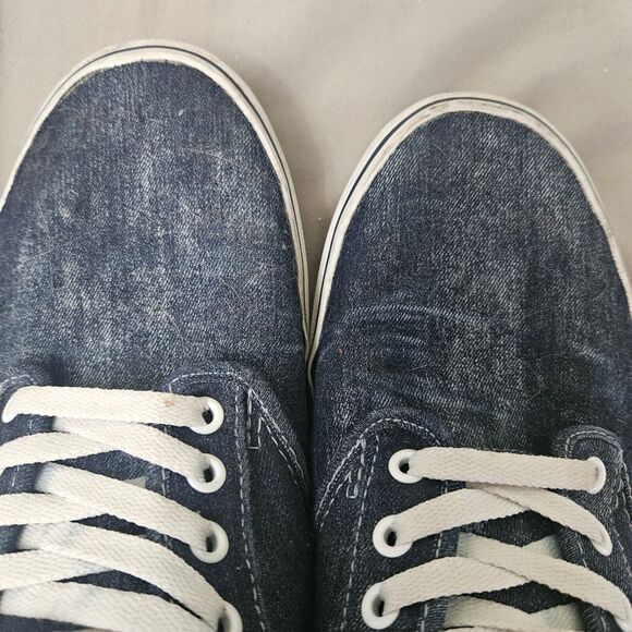 Vans Shoe Men 13 Blue Denim Low Cut Lace-up Sneakers Off the Wall - Picture 10 of 11